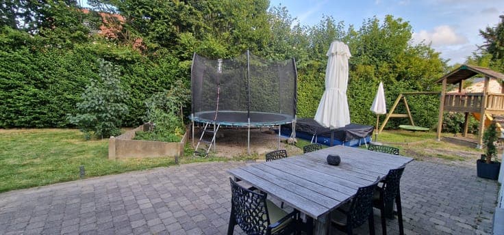 Tranquil family home in a sought after neighbourhood