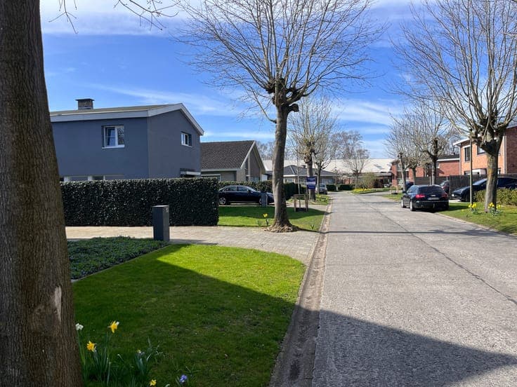 Instapklare gezinswoning met topligging in Sint-Kruis