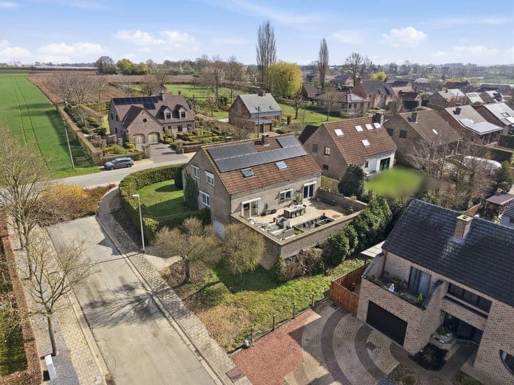Charmante open bebouwing met karakter en 4 slaapkamers in...
