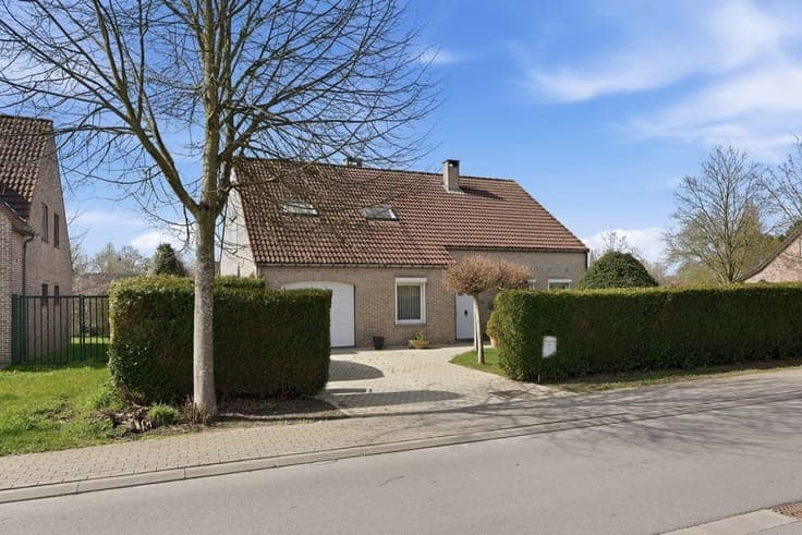 Charmante open bebouwing met karakter en 4 slaapkamers in...