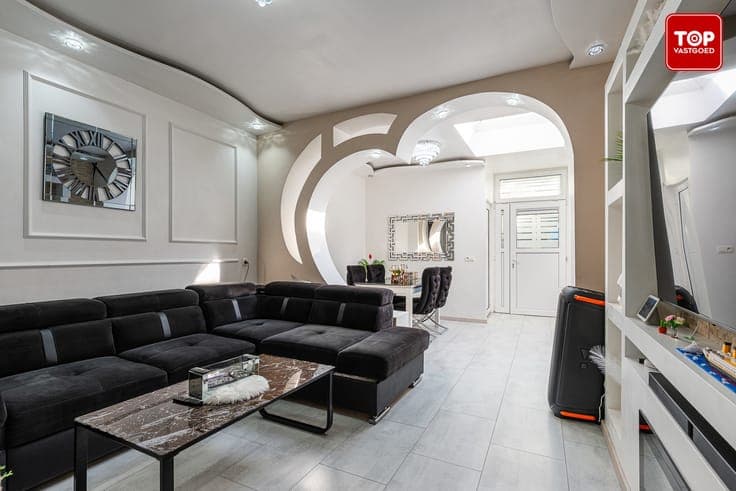 Instapklare woning met 2 ruime slaapkamers nabij Bourgoyen