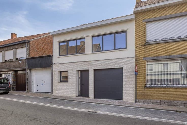 Modern, energy-efficient and ready-to-move-in home for sale
