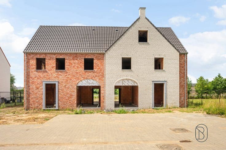 Kwalitatieve, zeer ruime Pastorij-Nieuwbouwwoningen met tuin