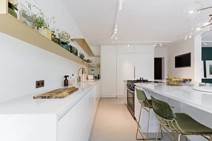 Light, space, design: the quintessential contemporary villa