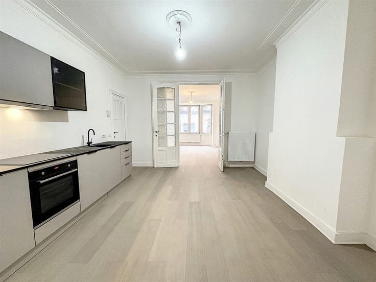 IMMEUBLE 4 LOGEMENTS & 1 COMMERCE