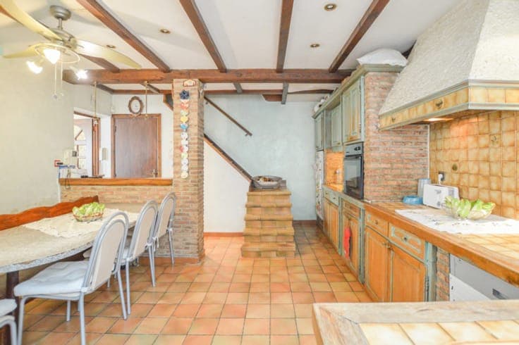 House in Piéton