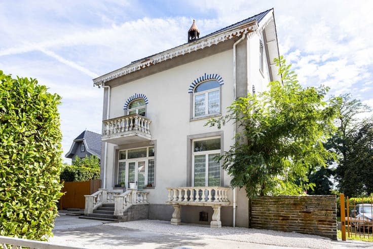 House in Mont-de-l'Enclus
