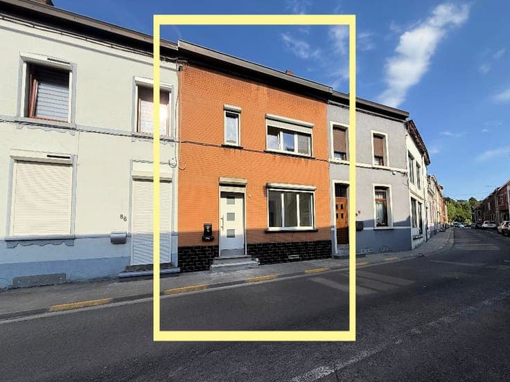 Grand maison - 3CH -2SLB - jardin- PUB B