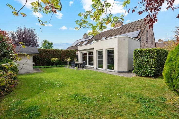 House for sale with 4 bedrooms in Belsele