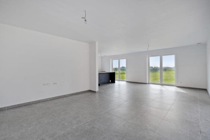 Ruime nieuwbouwwoning met landelijk karakter