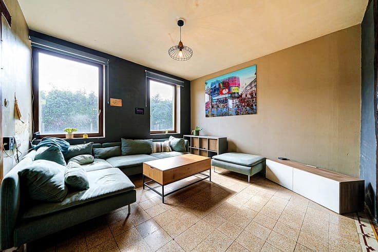 Character house, 3 bedrooms, workshop and garden