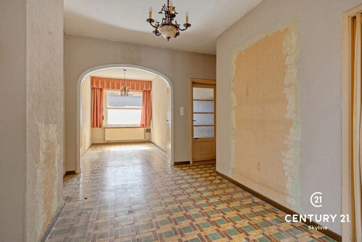 RENOVATION OPPORTUNITY IN EXELENT LOCATION in Kessel-Lo!