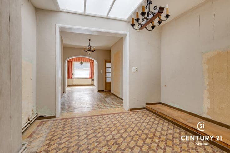 RENOVATION OPPORTUNITY IN EXELENT LOCATION in Kessel-Lo!