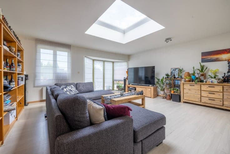 Recente woning met 4 slaapkamers en ruime woonkamer in Dr...
