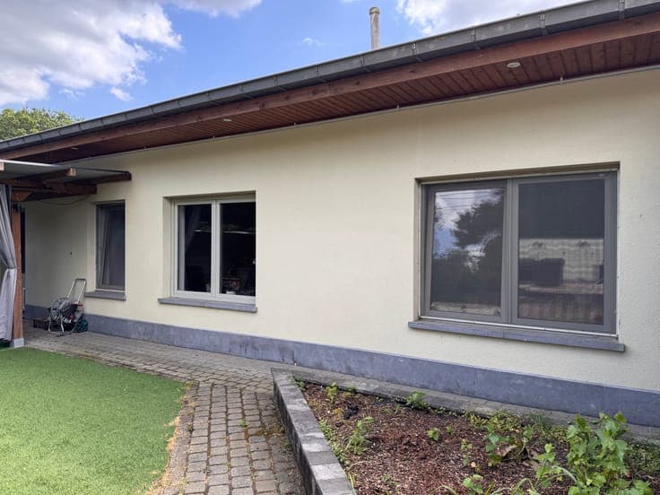 House in Olen