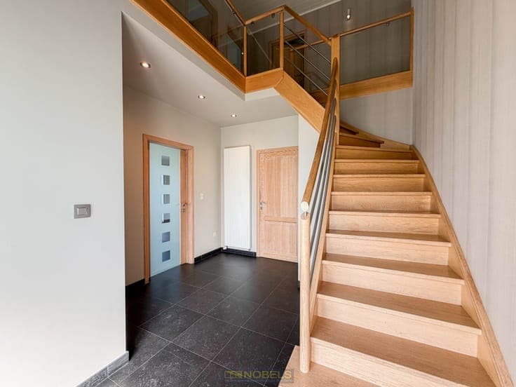 Te koop, Instapklare gezinswoning met loods (380m²) en we...