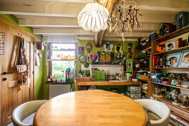 Charmante woning met mogelijkheid tot 5 slpkrs op een rui...