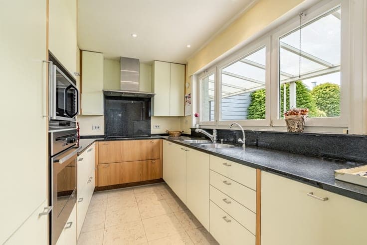 Spacious, charming home for sale in Harelbeke