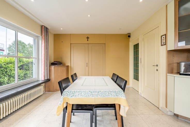 Spacious, charming home for sale in Harelbeke