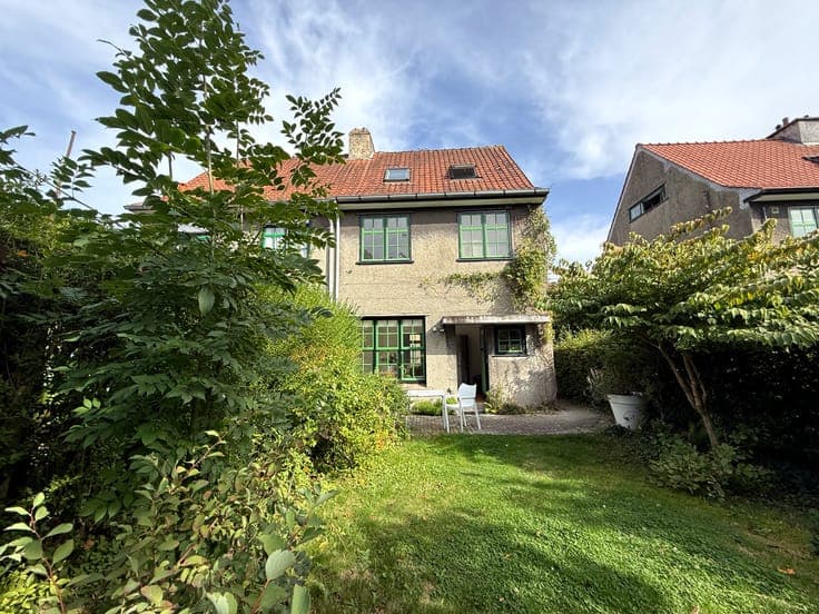 charming house in quiet and green location