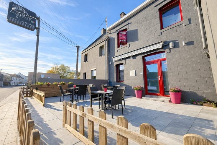 ESPACE COMMERCIAL (RESTAURANT + DIVERSES POSSIBILITES)