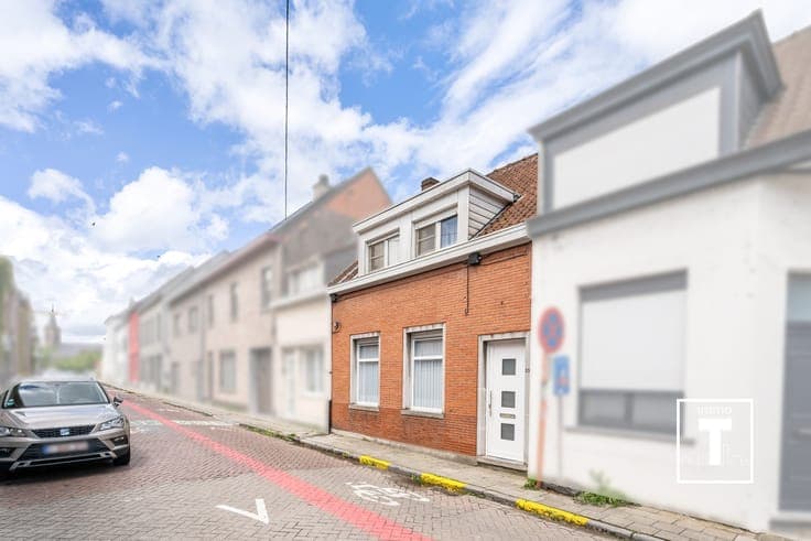 Verrassend ruime rijwoning te Melle!