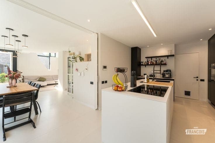 Move-in ready and energy-efficient family home with 3 bedro…