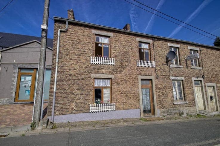 House in Fosses-la-Ville