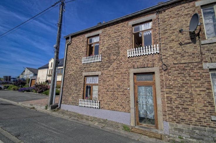 House in Fosses-la-Ville