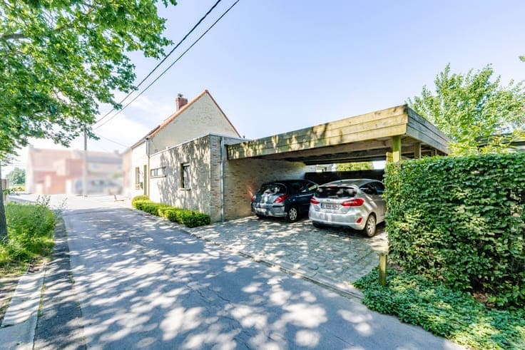 Semi-detached home with large garden