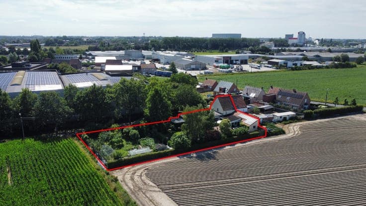 Semi-detached home with large garden