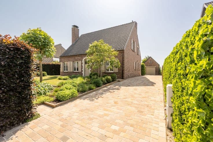Landelijke, instapklare woning op rustige ligging.