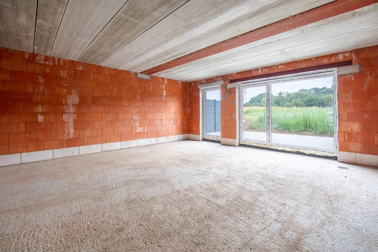 Contemporary house to customize – closed structural work