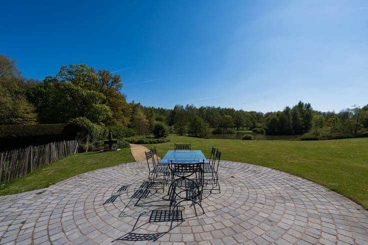 Liernu – Exceptional Property
