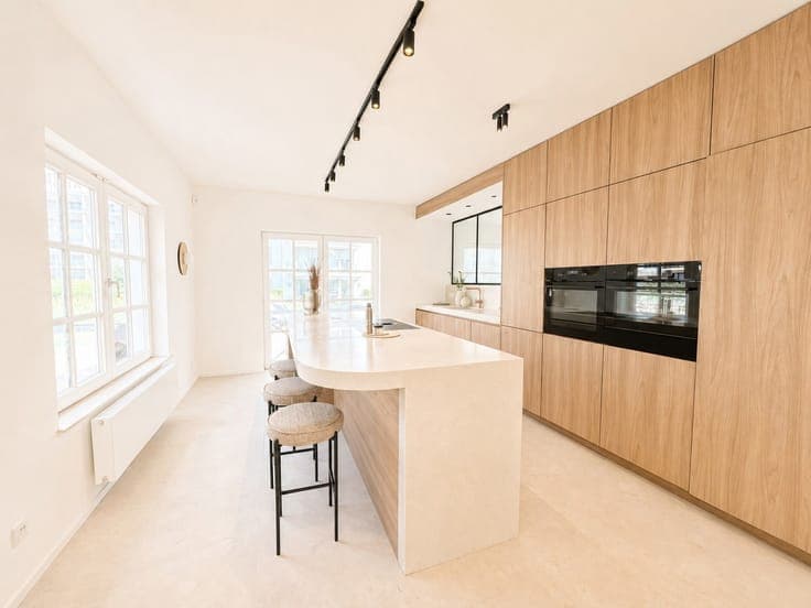 Move-in ready villa for sale near the beach Knokke-Duinberge