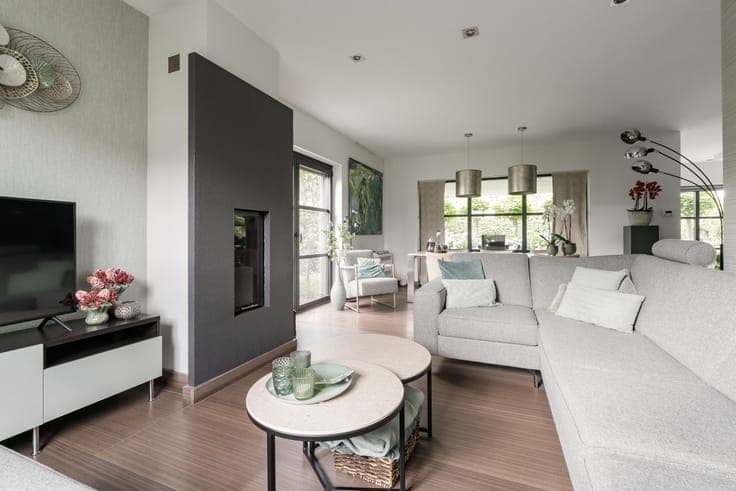 Luxe villa te koop in Neerpelt: moderne architectuur en r...