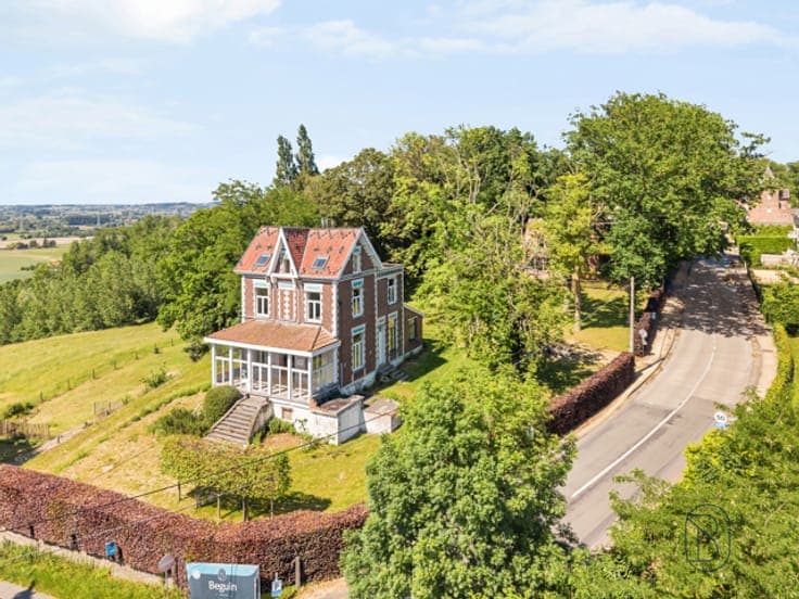 House in Mont-de-l'Enclus