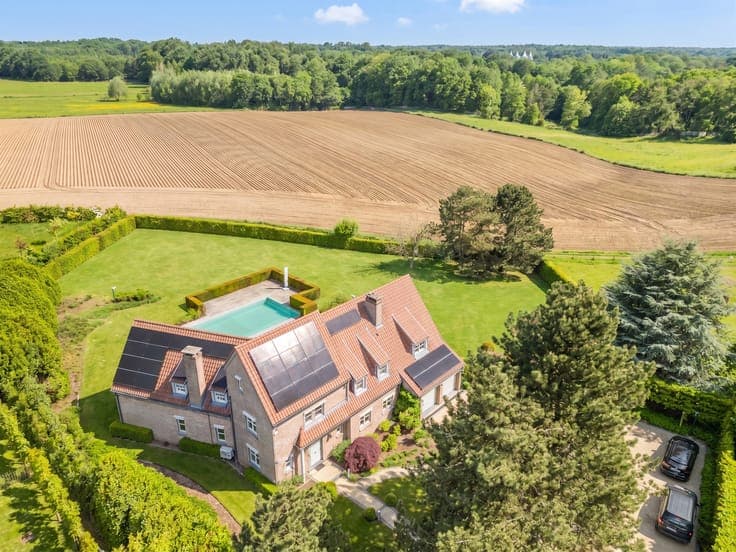 Exceptional Property Nestled in Nature with Stunning Views