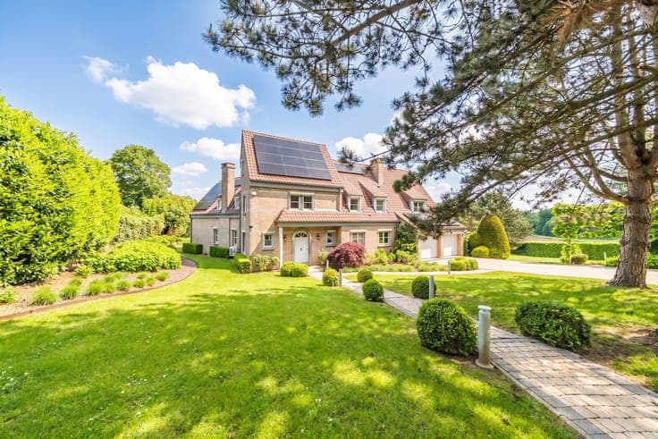 Exceptional Property Nestled in Nature with Stunning Views