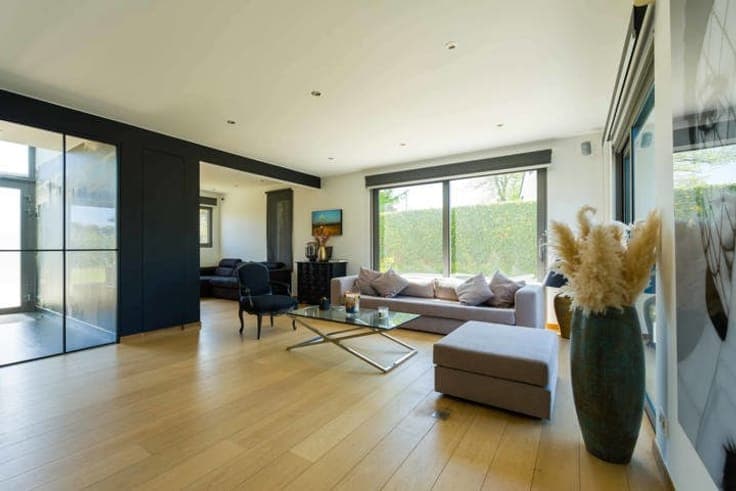 Spacious and bright villa