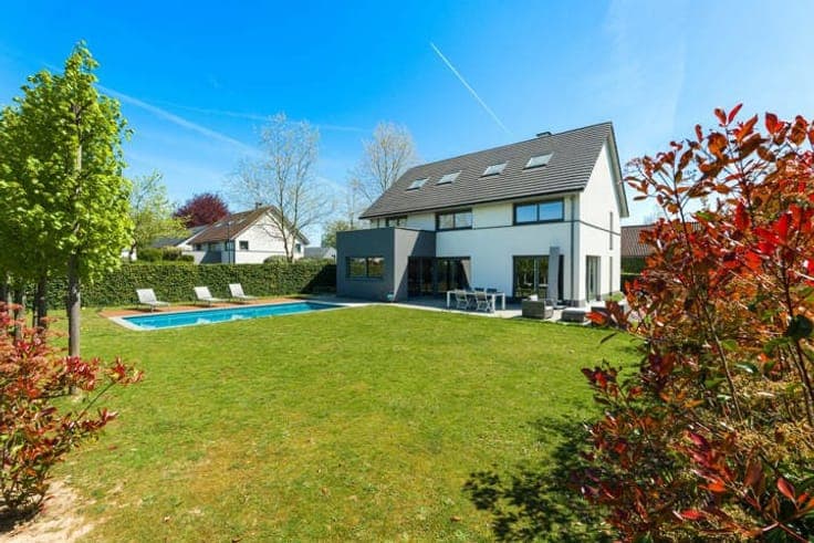 Spacious and bright villa