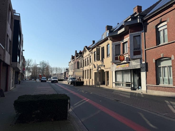 Voormalig café met woonst in het centrum van Ingelmunster!