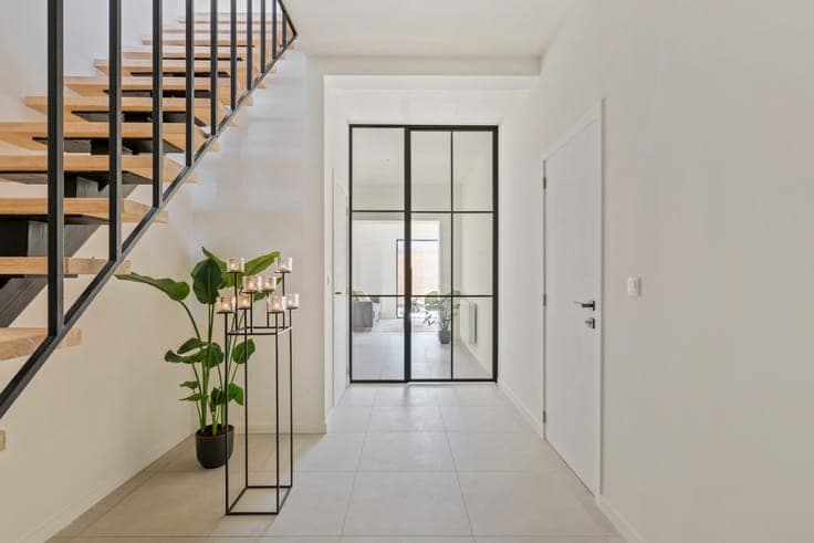 Turnkey home with 4 bedrooms, 2 bathrooms, garage, and 2 su