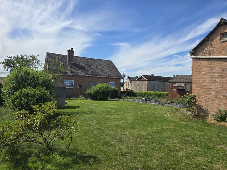 House in Florennes
