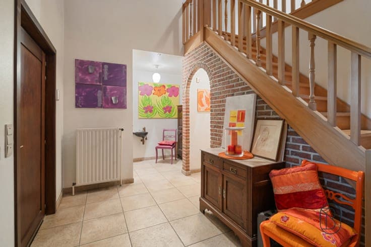 Quality villa with +110 m² workshop in Mouscron