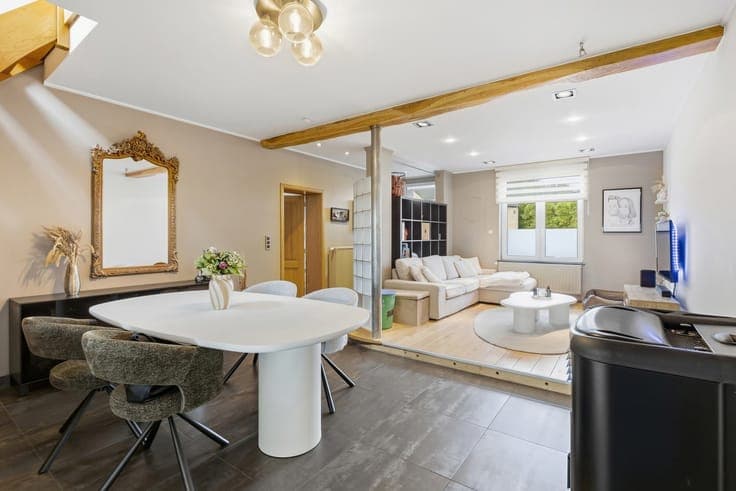 3-bedroom house with garden and cellars in excellent conditi