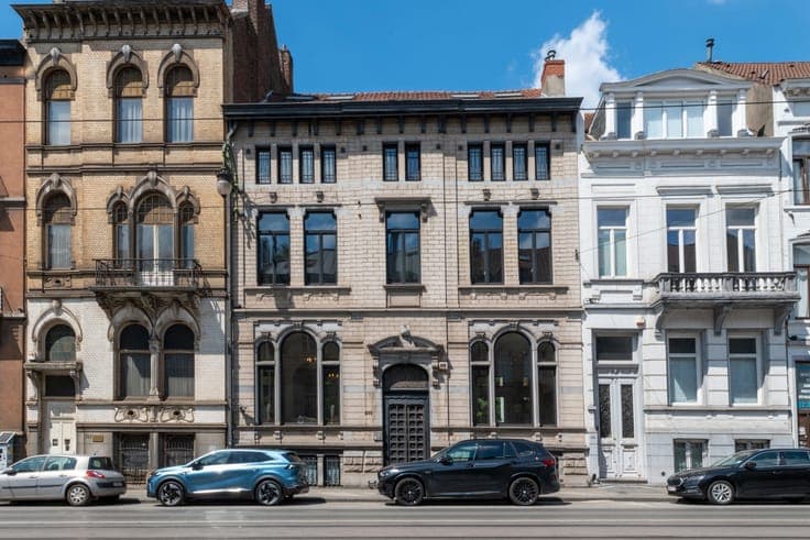 Eclectic Townhouse in the Heart of Uccle