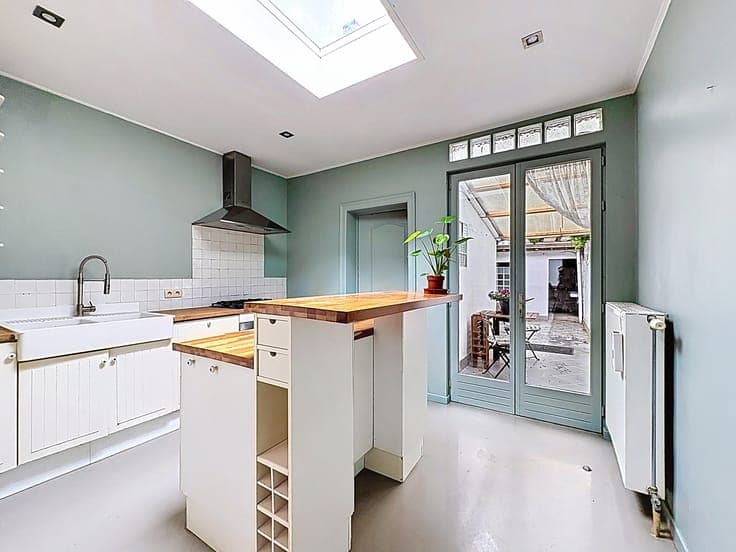 Bright family home with city garden for sale in Antwerp