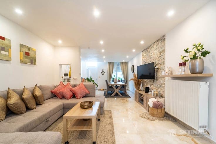 SUPERBE MAISON 4 CHAMBRES -PEB C -TERRASSE - GARAGE -SERAING
