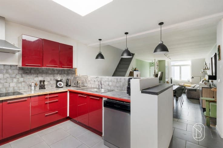 Renovated 3-bedroom house